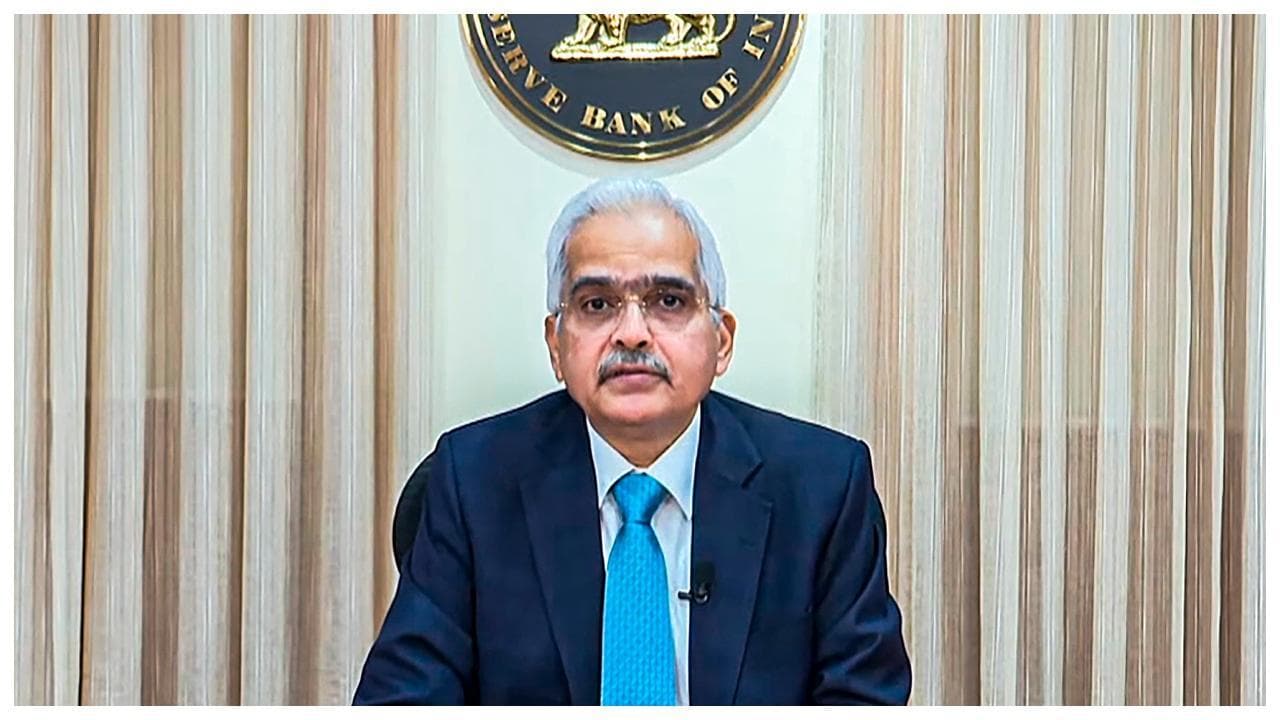 RBI Governor announces monetary policy, repo rate unchanged at 6.5 pc